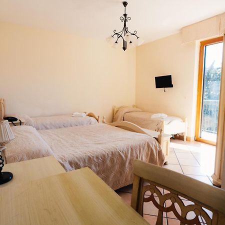 Villa Al Rifugio Cava De' Tirreni Bagian luar foto