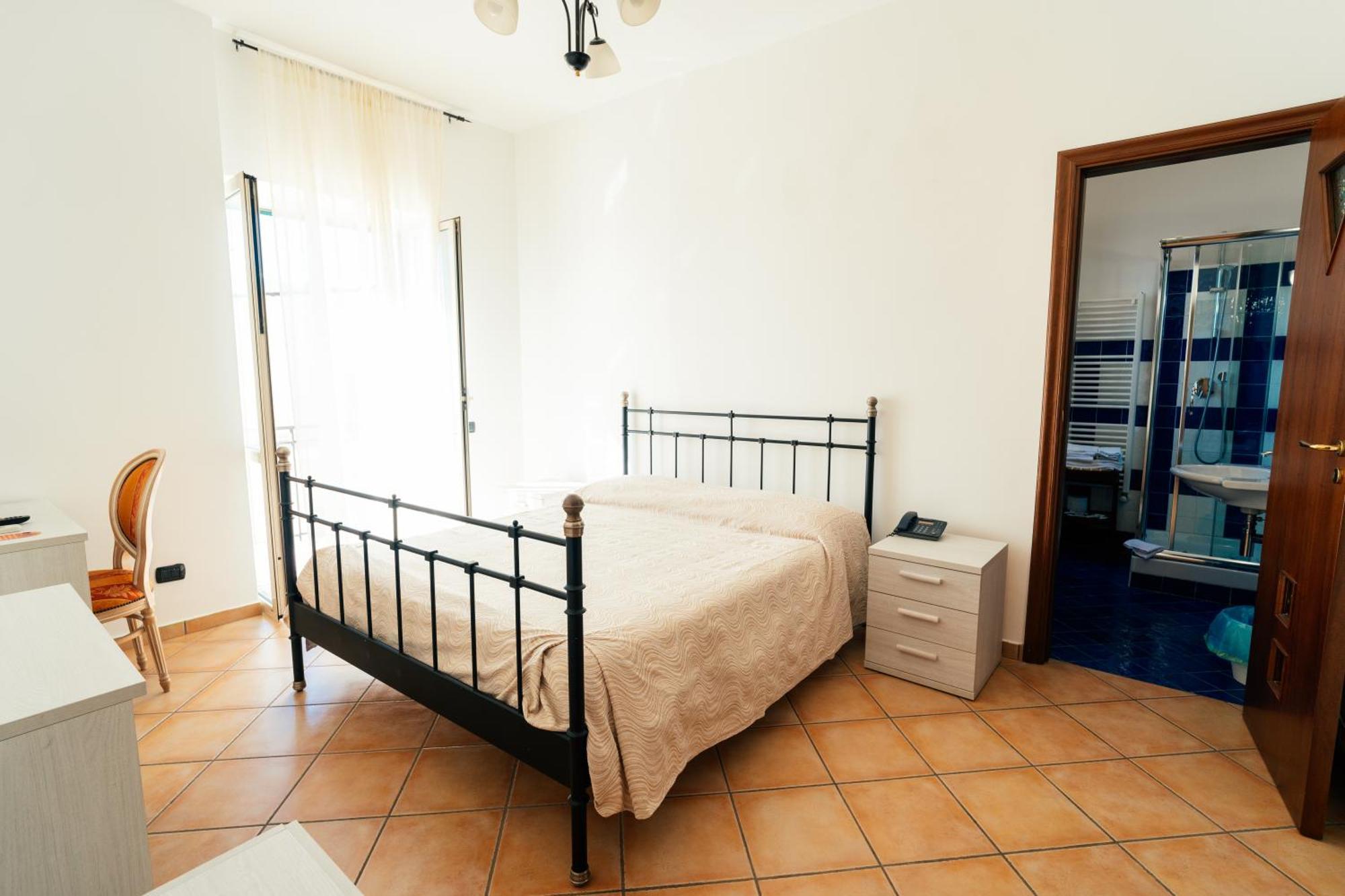Villa Al Rifugio Cava De' Tirreni Bagian luar foto