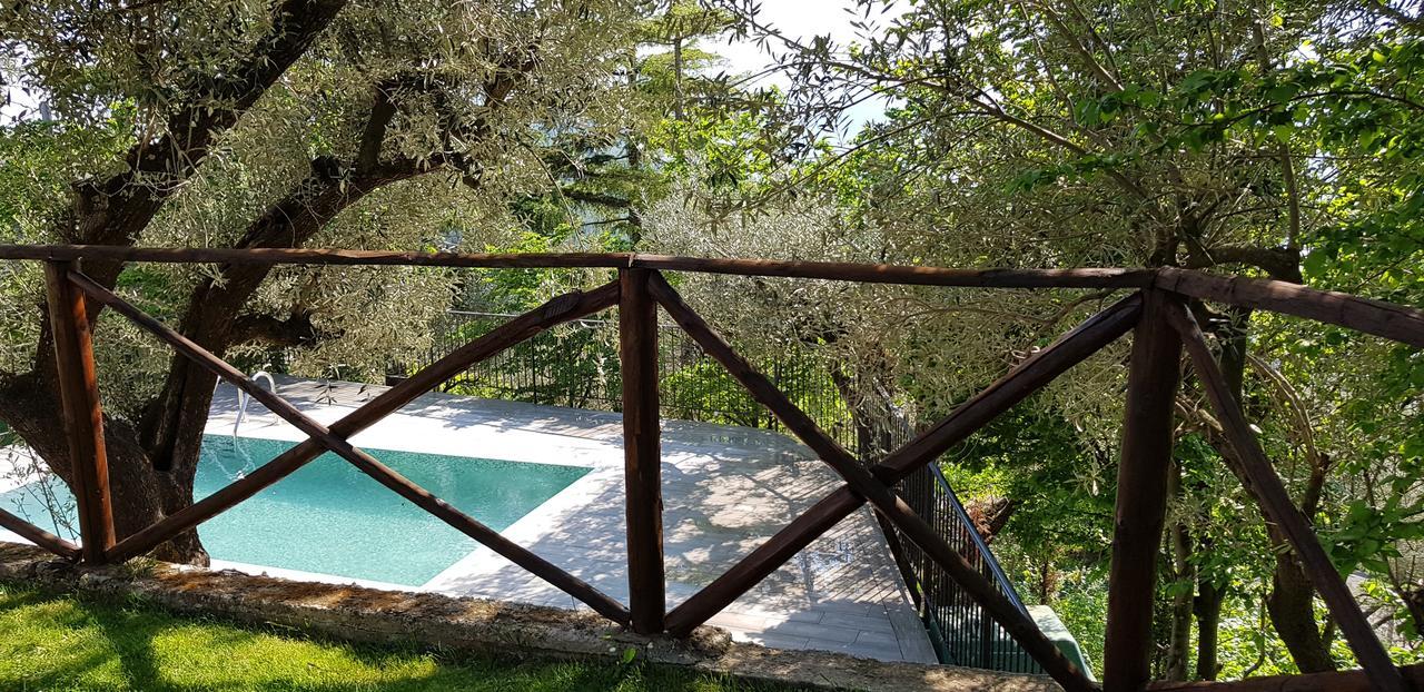 Villa Al Rifugio Cava De' Tirreni Bagian luar foto